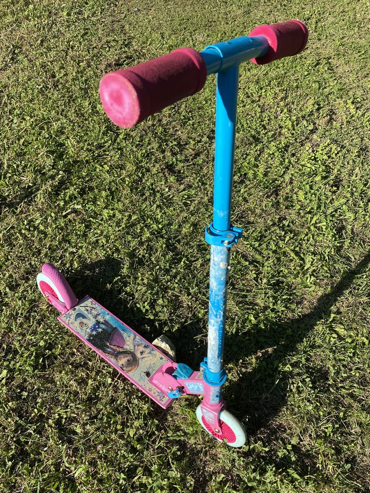 Trottinette enfant (La Reine des neige) 10 Boulazac (24)