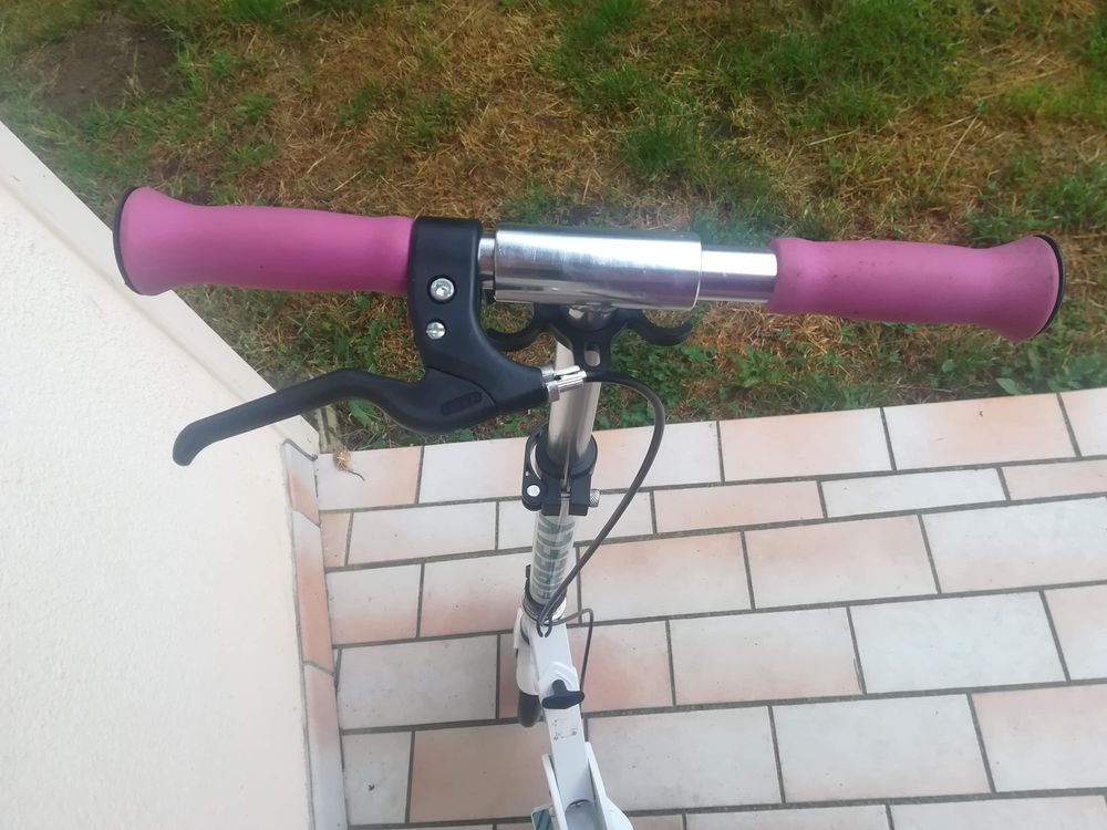 Trottinette fille 10 ans et plus. Firefly 25 Saint-Am� (88)