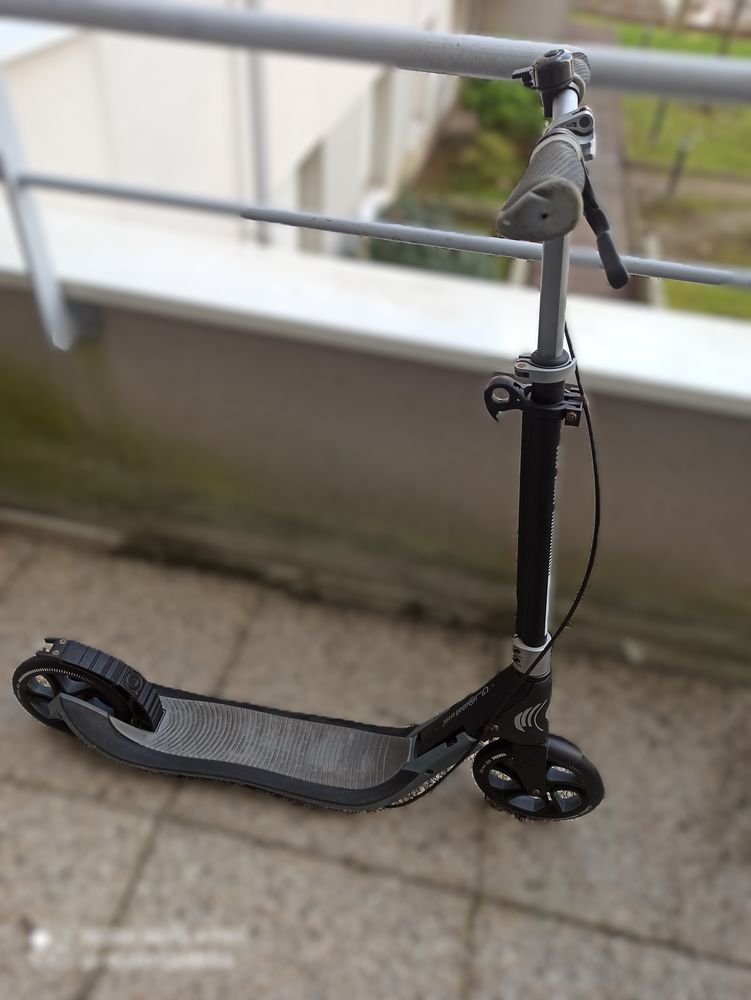 Trottinette Globber One NL 230 30� 20 Poissy (78)