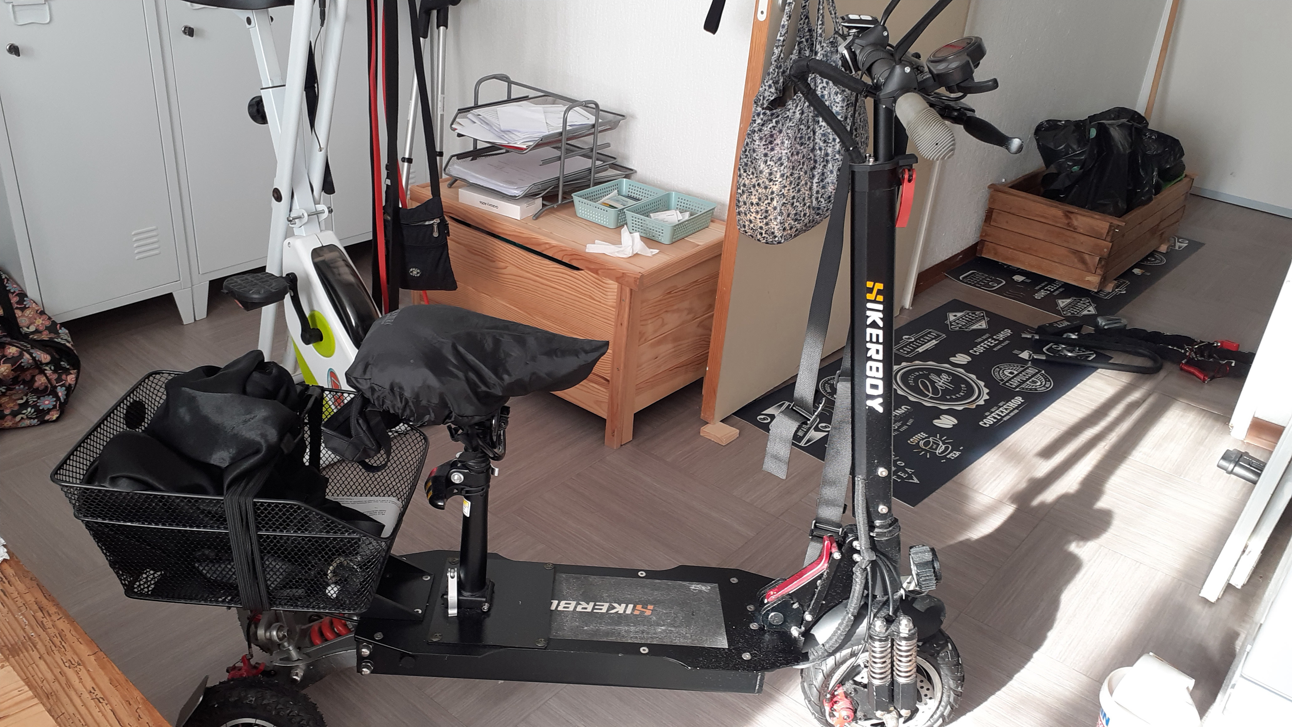 trottinette  hikerboy  3 roues  tout  terrain et ville 1000 Montpellier (34)