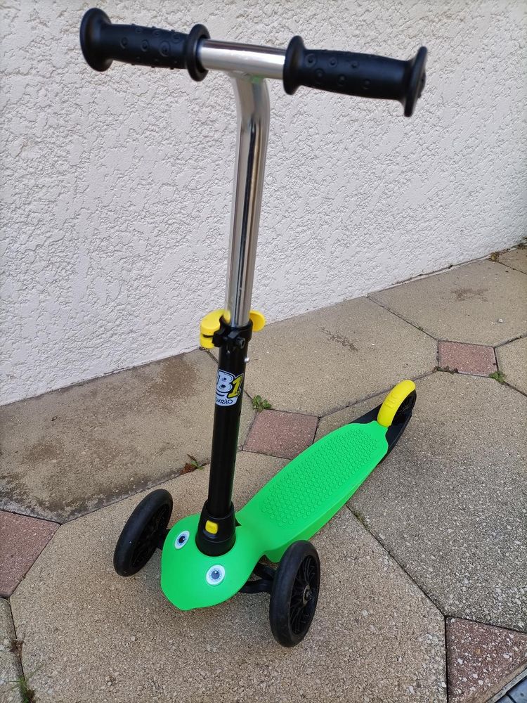 TROTTINETTE OXELO 3 roues B1 (2 � 6 ans) enfant jusqu'� 1m20 21 Toulon (83)