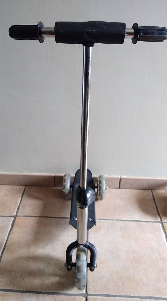 Trottinette 0 Saint-Genest-Malifaux (42)