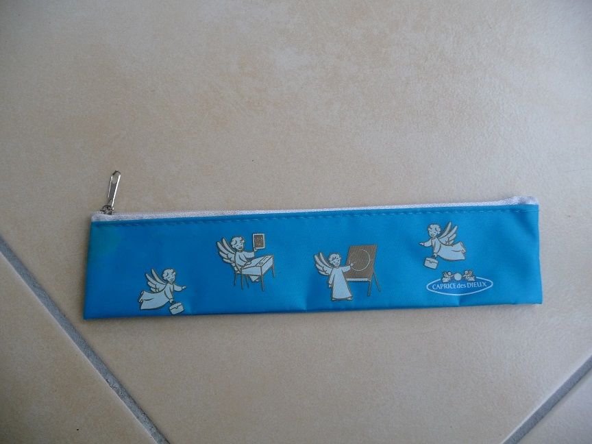 Trousse bleue Caprice des Dieux - NEUVE 5 Celles-sur-Belle (79)