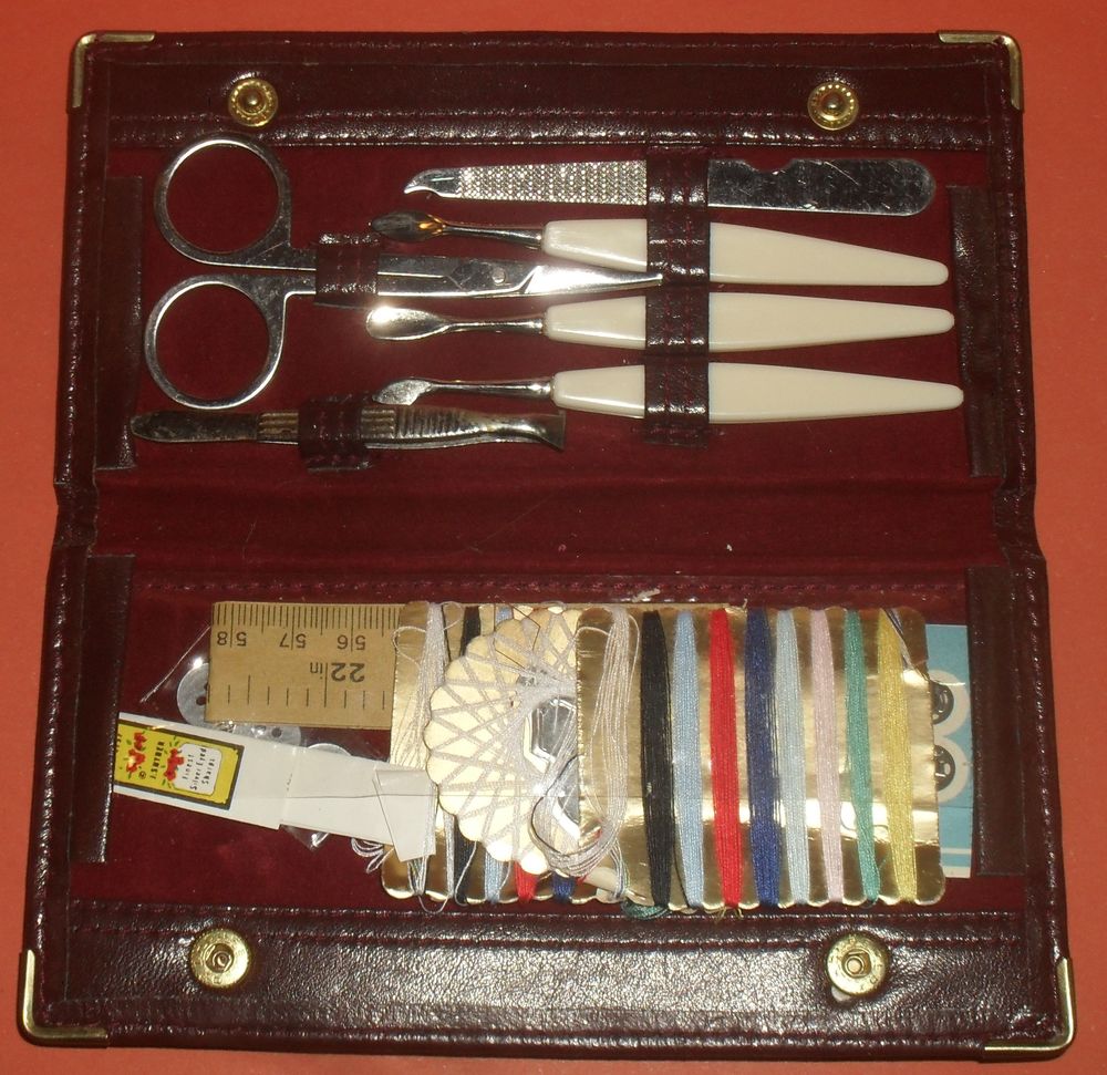 Trousse Manucure et Couture de voyage. Neuve 20 Montreuil (93)