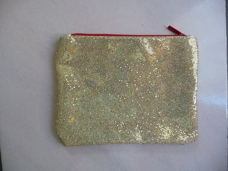 Trousse paillettes dor�es avec fermeture rouge NEUVE 7 Celles-sur-Belle (79)