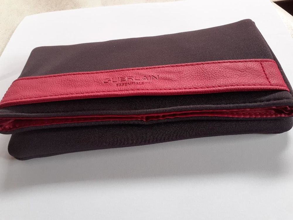 TROUSSE/POCHETTE 15 Royan (17)