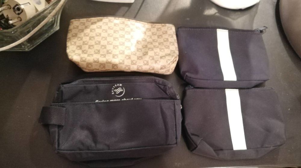 trousse , sac de rangement 2 Bron (69)