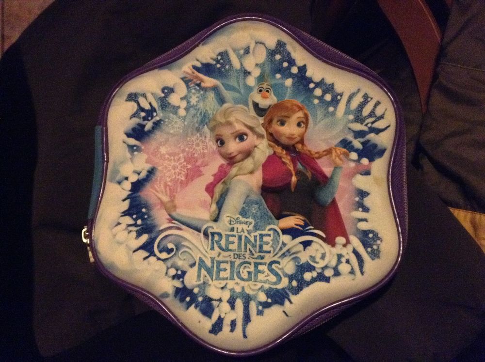 trousse reine des neiges Disney 2 Bourg-Argental (42)