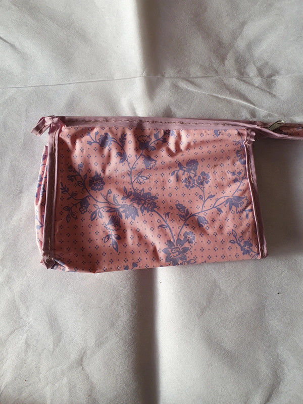 Trousse rose 1 Aubvillers (80)