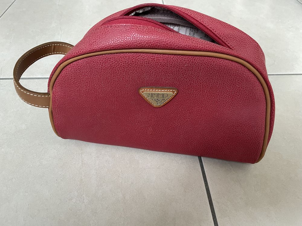 Trousse de toilette et/ou de maquillage 20 Milly-la-For�t (91)