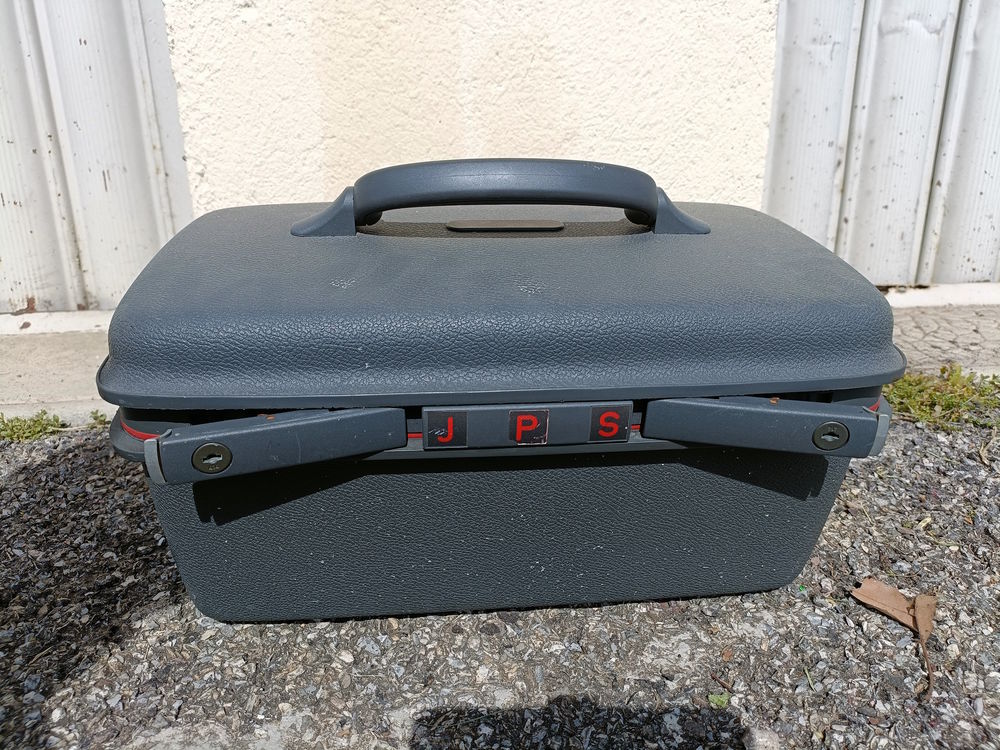 TROUSSE DE TOILETTE SAMSONITE RIGIDE 25 Grasse (06)