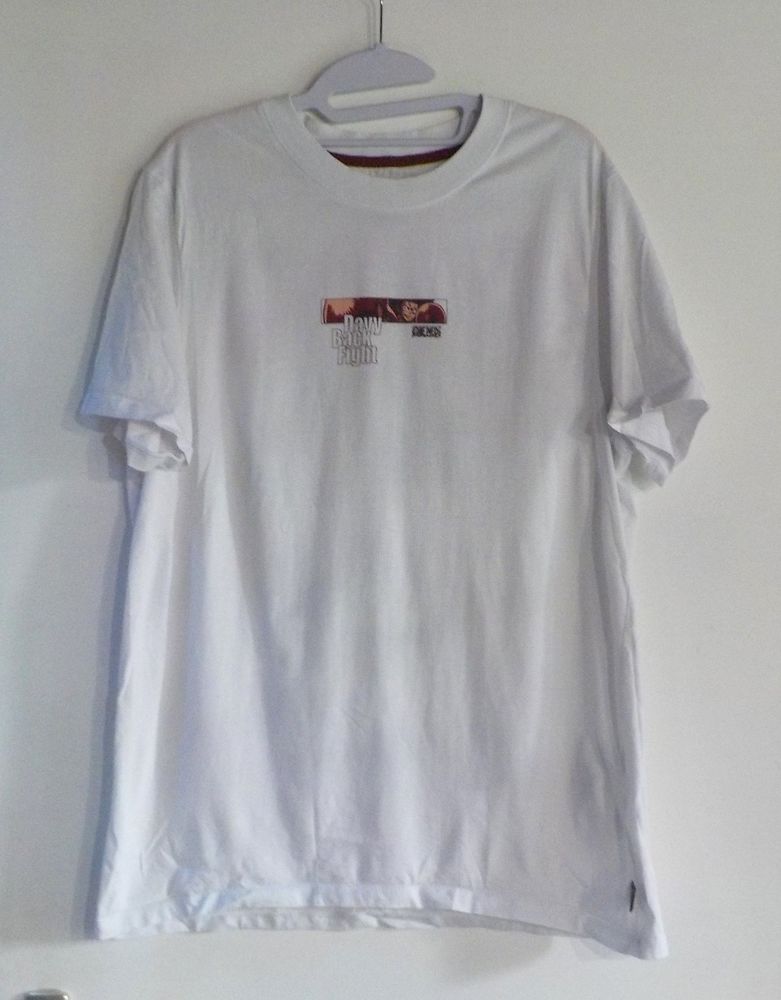 TSHIRT ONE PIECE CELIO TAILLE L 5 Bubry (56)