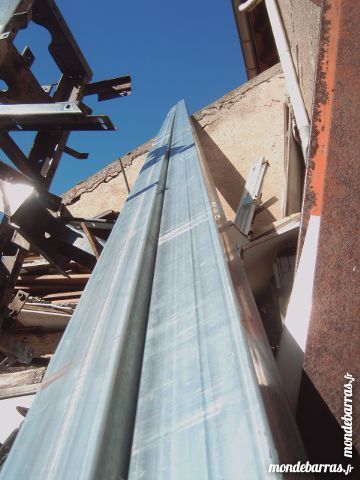 1 TUBE GALVA CARRES 8 X 8 nf 6 M faire px 98 Saran (45)