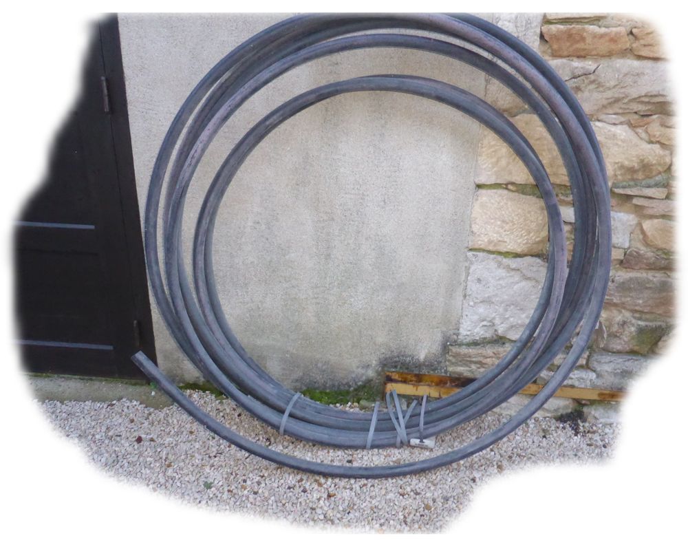 Tube Plymouth diam�tre 32 5 Feillens (01)