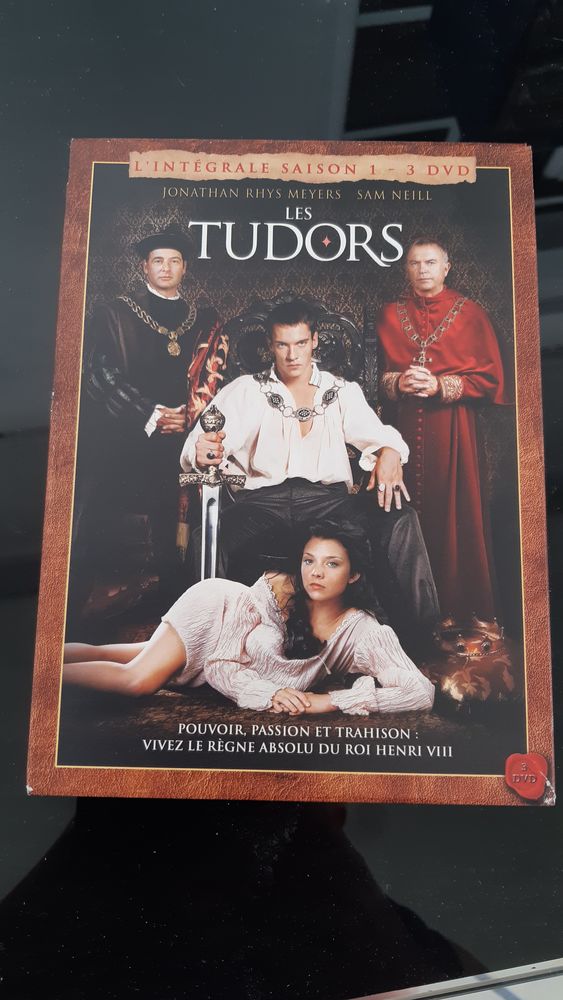 DVD   Les Tudors  (saison 1-2-3) 16 Aytr� (17)