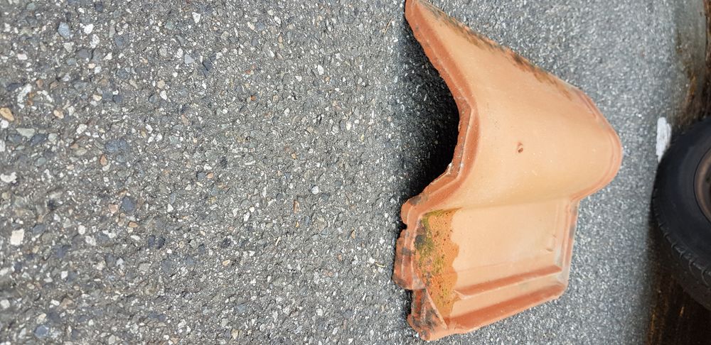 tuile romane g�lis. 0 Labarthe-sur-L�ze (31)