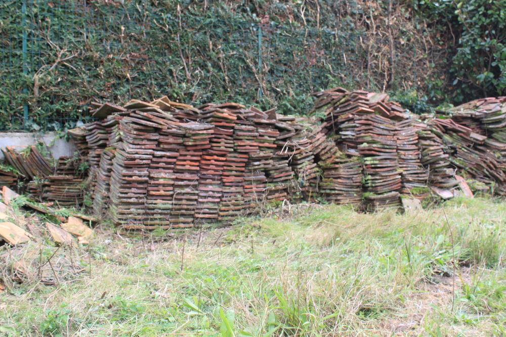 Tuiles anciennes 0 Maurepas (78)