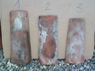 Tuiles  canal' anciennes 0 Saint-Mont (32)