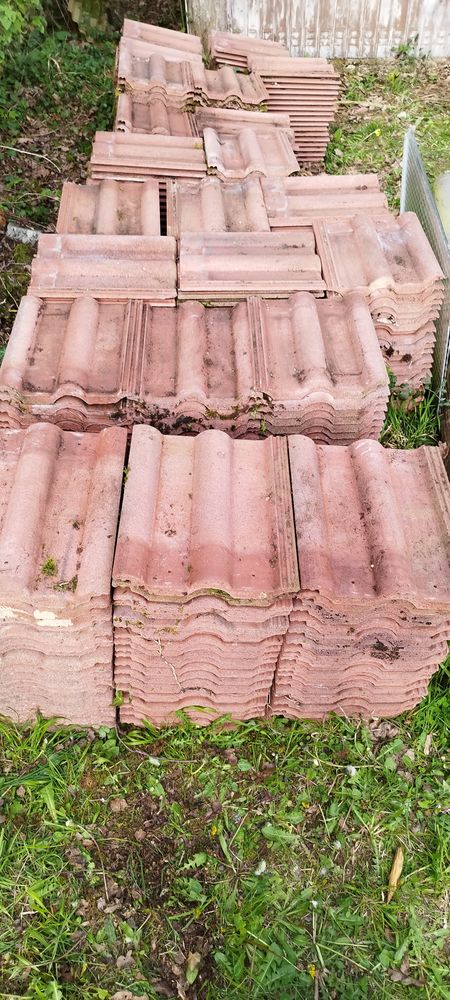 tuiles � donner 0 Coutarnoux (89)