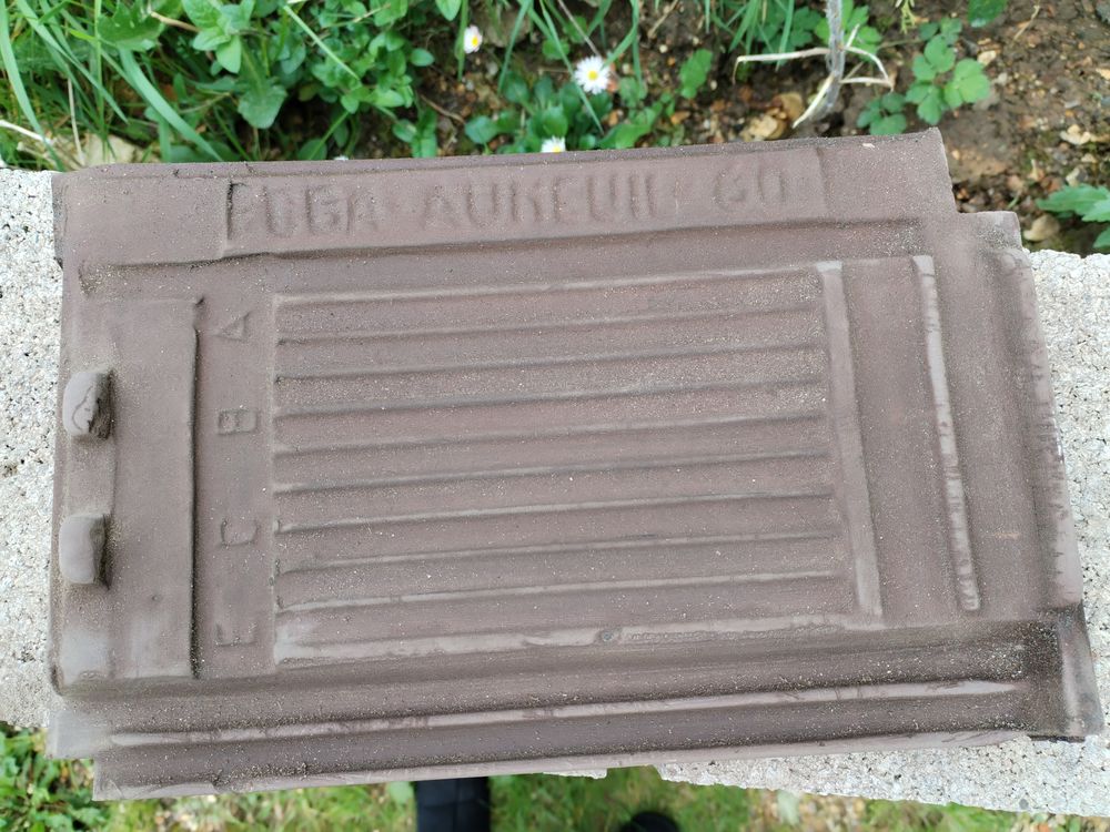 Tuiles ECBA Auneuil 60, 135m2 950 La Neuville-du-Bosc (27)