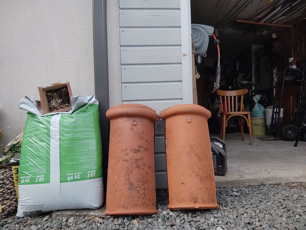 8 tuiles fa�ti�res de 50 3 Saint-Colomban (44)