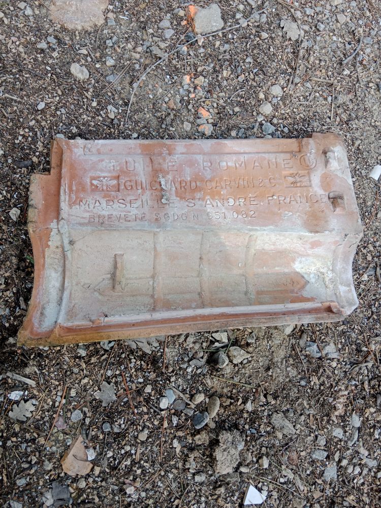 tuiles ROMAINE 2 Ampus (83)