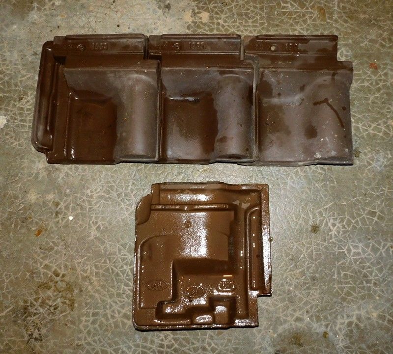 30 tuiles Sous-fa�ti�res Panne H2 HUGUENOT 90 C�bazat (63)