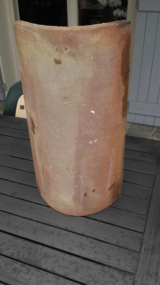 tuiles 100 B�g�-le-Ch�tel (01)