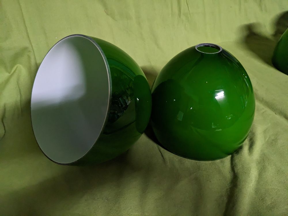 Une Tulipe abat jour r�flecteur opaline de lampe �tudiant en 50 Marseille 13 (13)