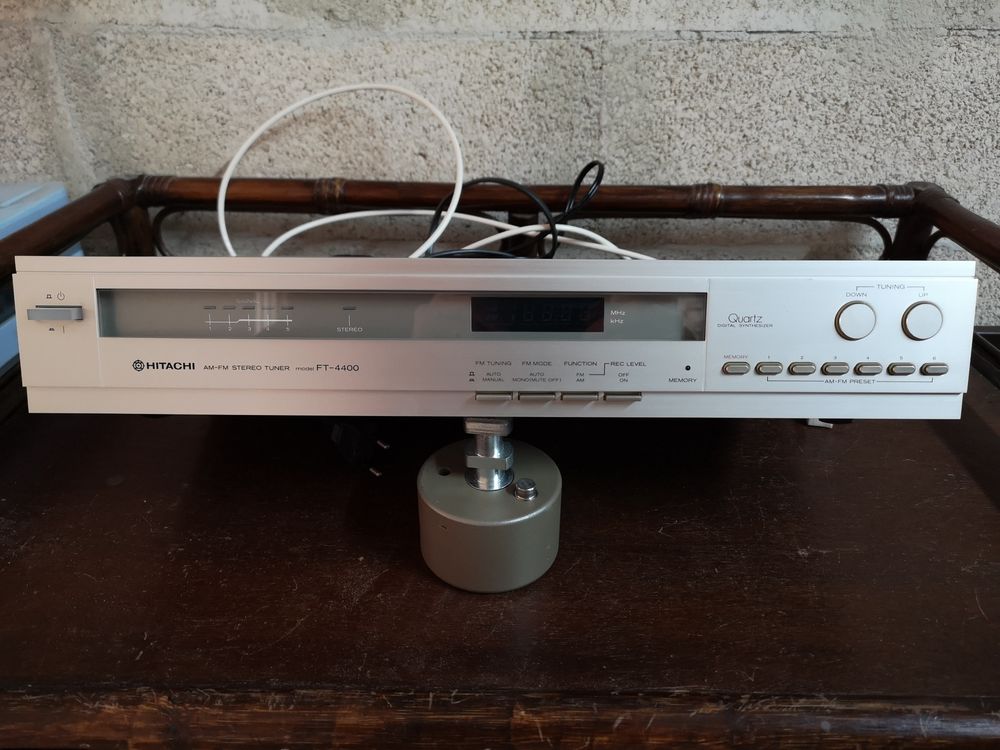 Tuner HITACHI FT-4400 50 Marseille 12 (13)