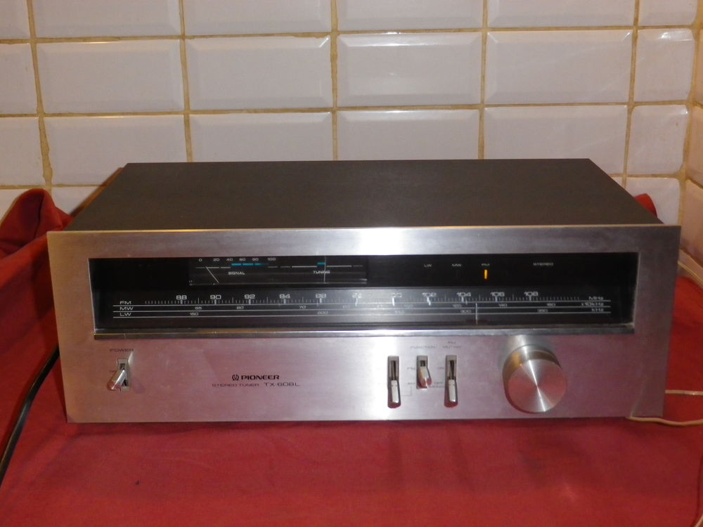 Tuner Pioneer TX-608L St�r�o 120 Fontenay-le-Fleury (78)