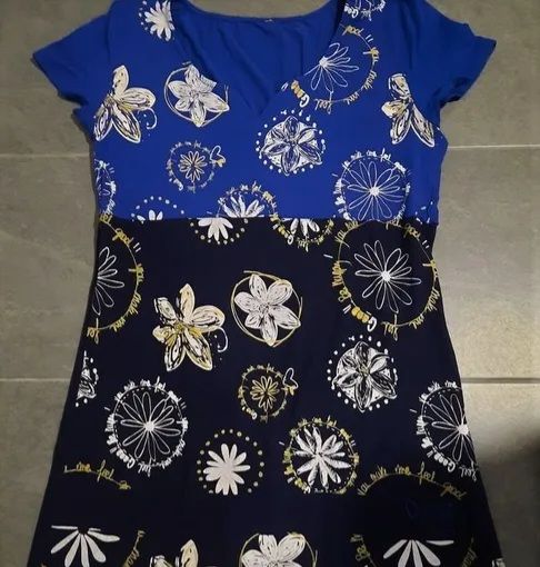 Tunique bleu marine et bleu dur imprim� fleuri T 40 - 42 5 Domart-en-Ponthieu (80)