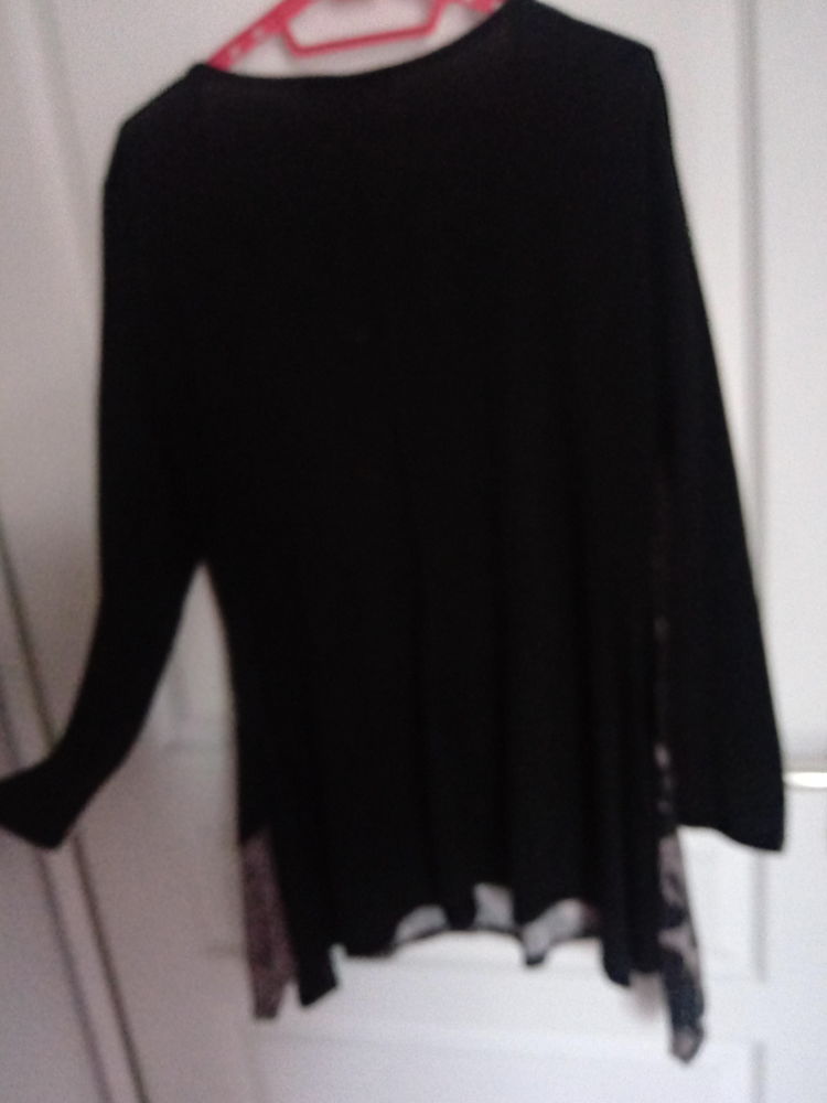 Tunique chic 12 Saint-P�e-sur-Nivelle (64)