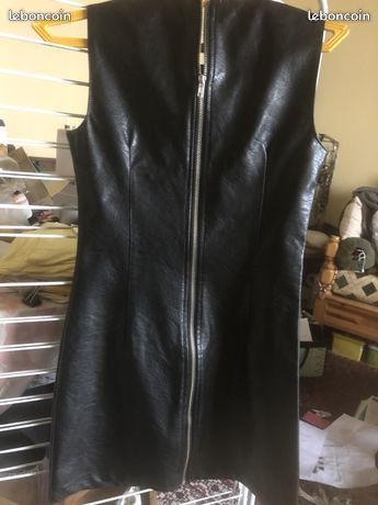 Tunique en cuir 60 Ivry-sur-Seine (94)