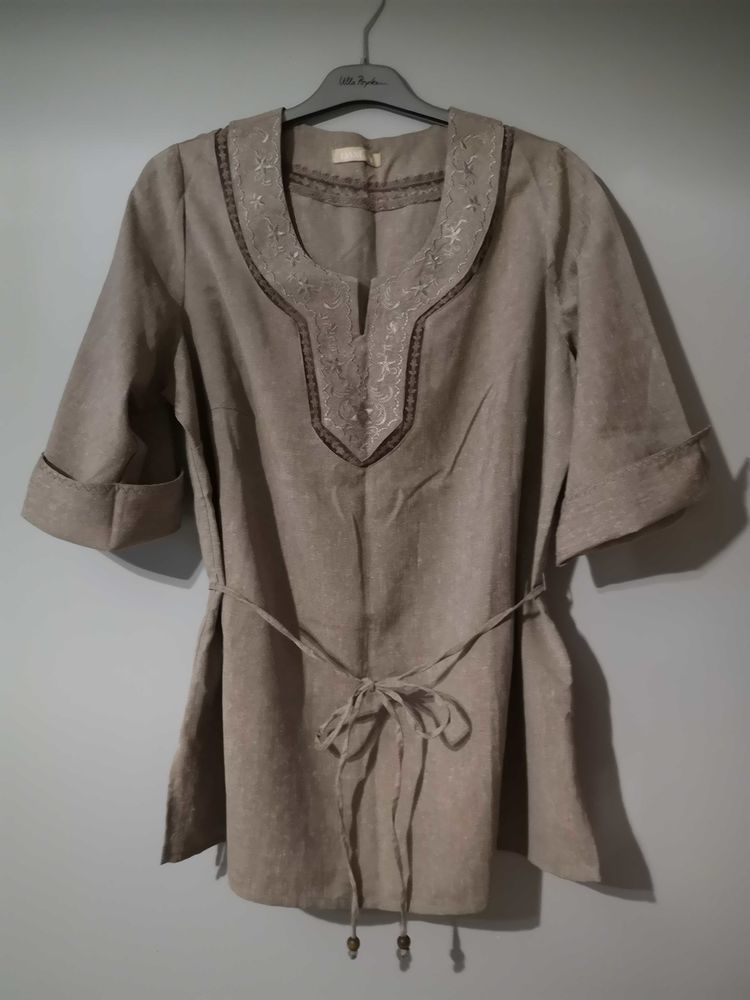 Tunique Daxon vintage. Taille 52. Neuve sans �tiquette. 23 Th�gra (46)