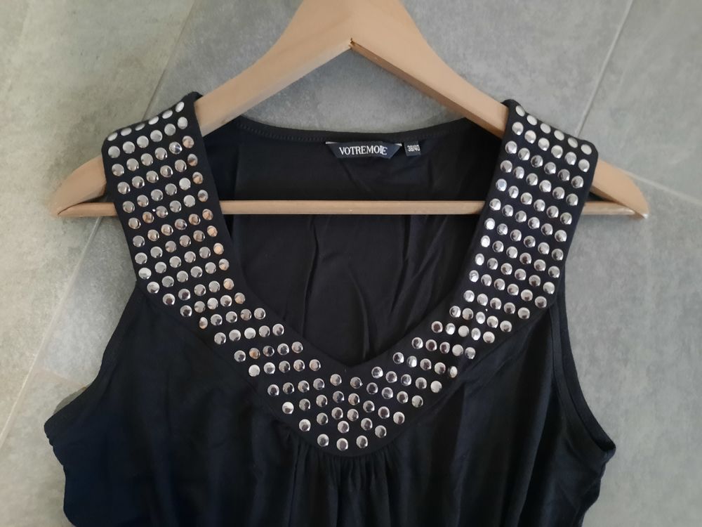 Tunique noire ample clous argent�   Votre Mode   T 38 - 40 3 Domart-en-Ponthieu (80)