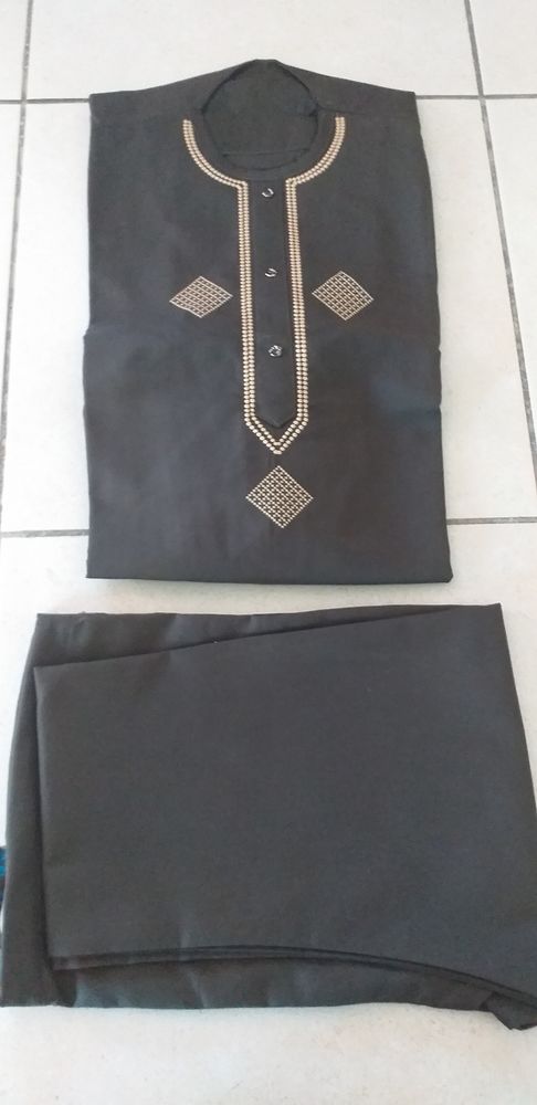 tunique pri�re 20 Levens (06)