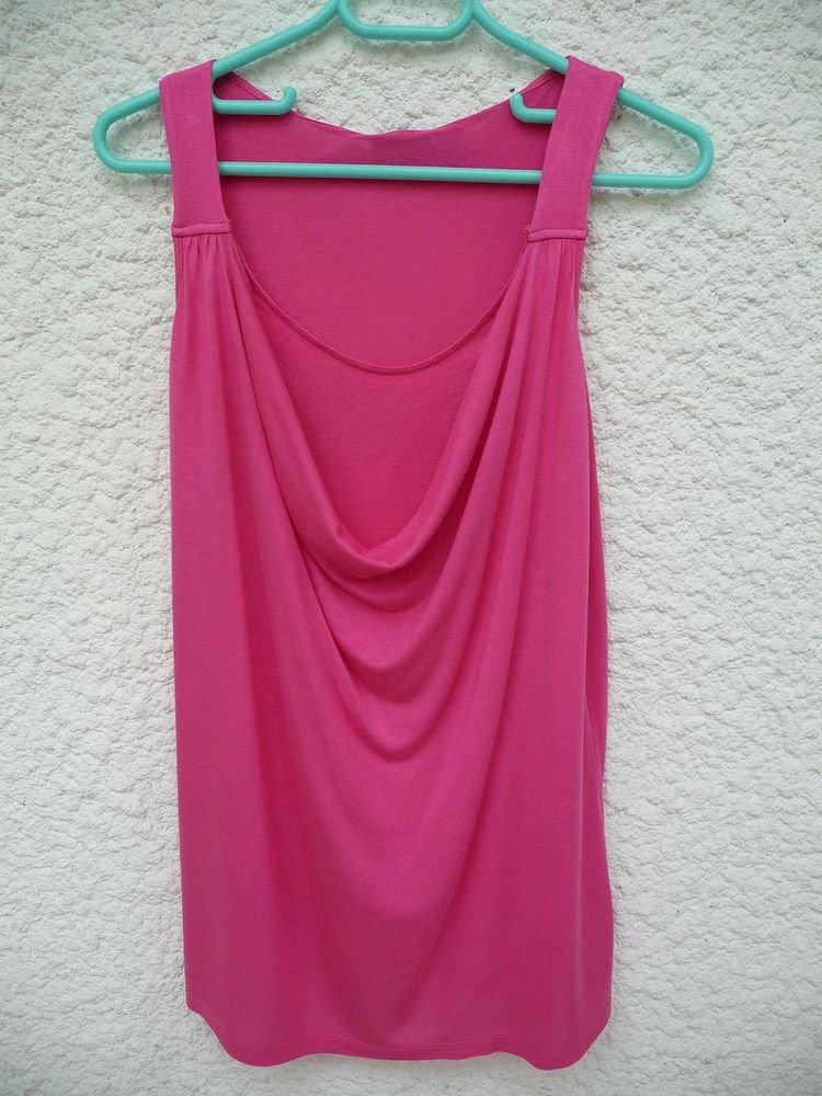 Tunique ou tee-shirt fuchsia col arrondi T. 38 - Neuf 12 Celles-sur-Belle (79)