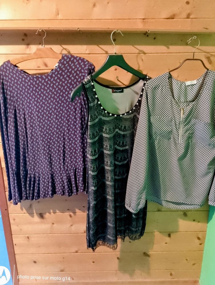 lot de 3 tuniques
M / 38 / 10�Tr�s bon �tat�Cache Cache 23 Lavaur (81)