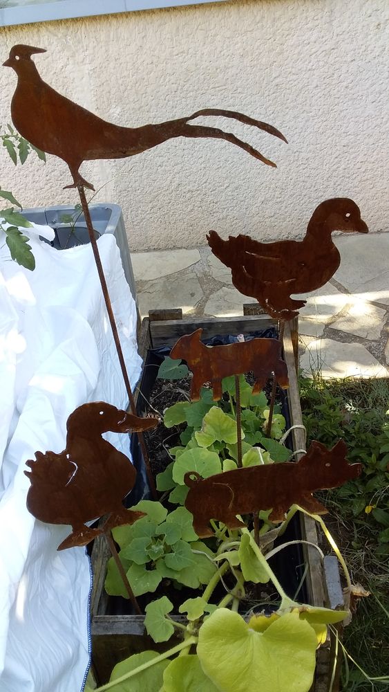 tuteurs avec sujets en m�tal rouill� 7 Charvieu-Chavagneux (38)