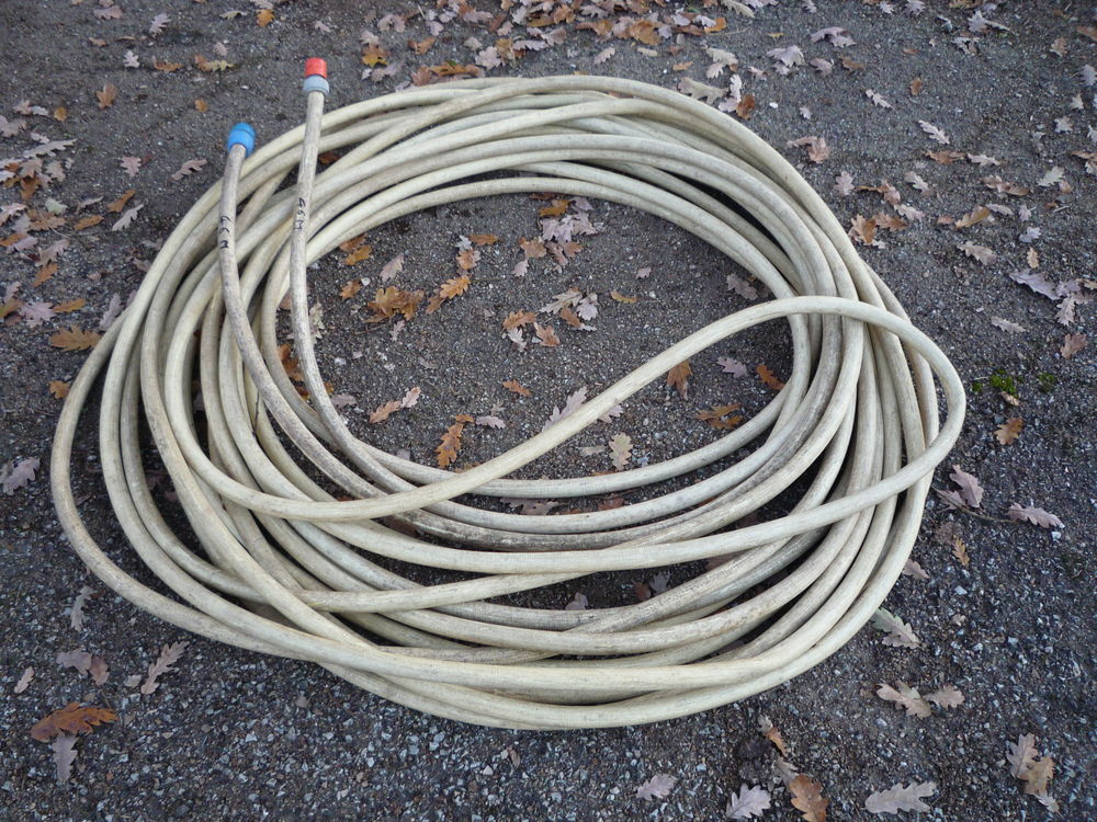 Tuyau arrosage 46m/diam�tre 25mm (G) 55 Castres (81)