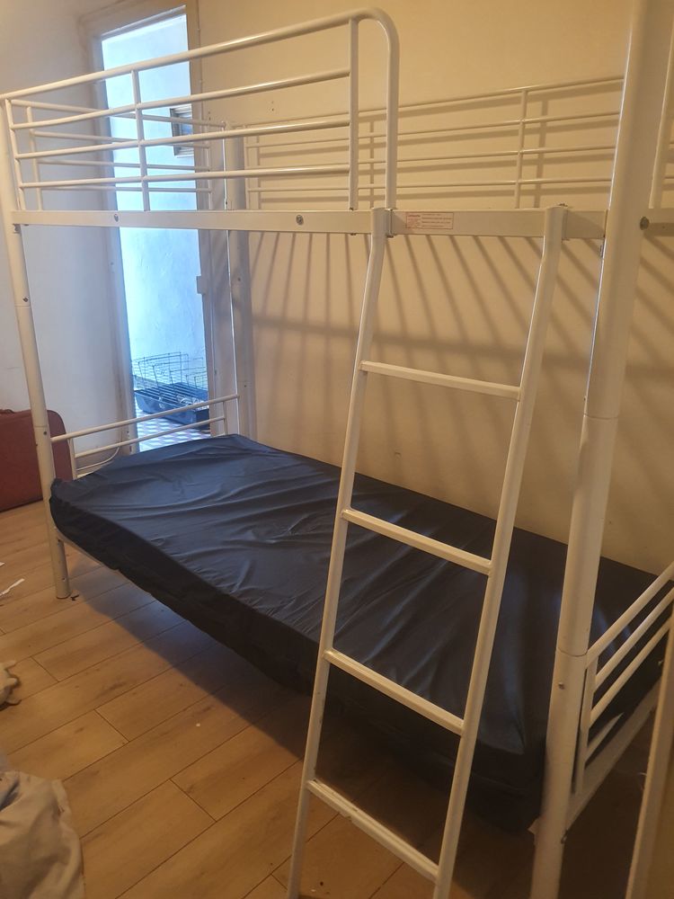Urgent lit surperpos� 70 Vaulx-en-Velin (69)