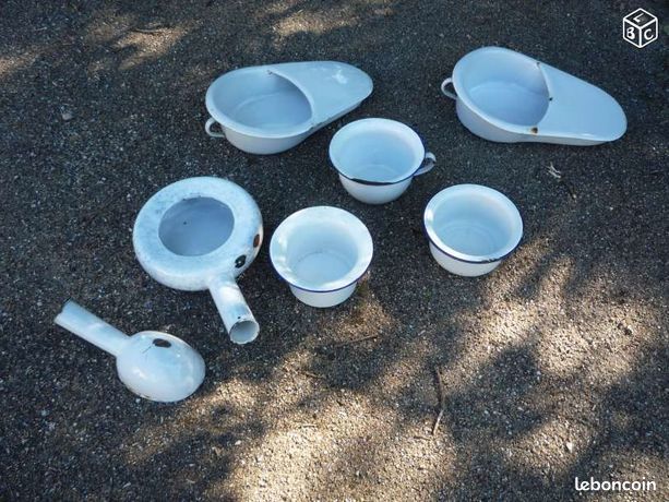 Urinoir/urinal/pot de chambre/bassin lit �maill� 35 Castres (81)