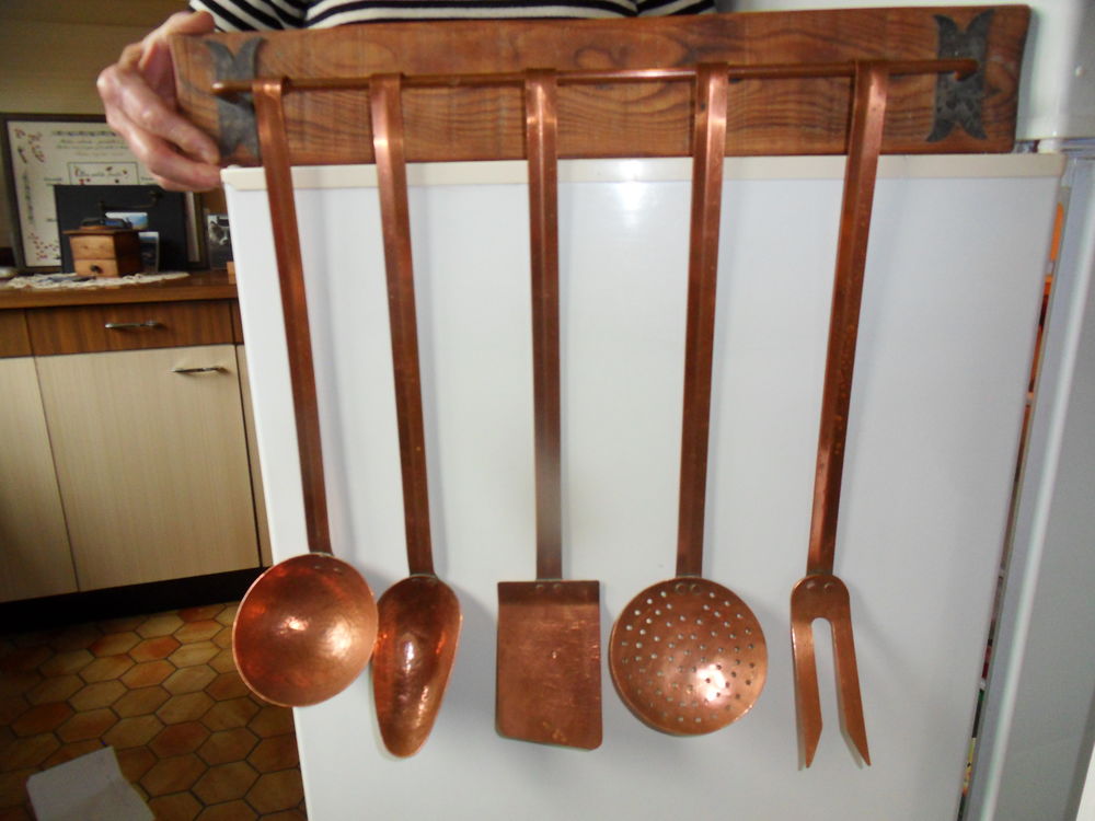 Ustensiles de cuisine avec support 35 Soissons (02)