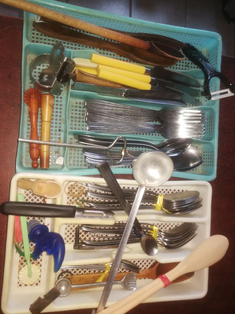 60 ustensiles de table 15 Le Creusot (71)
