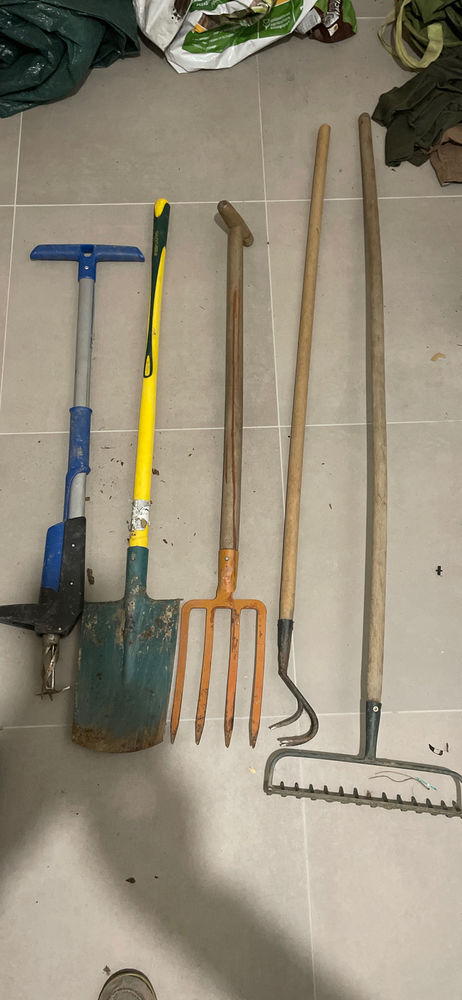 utils de jardin 30 Ambilly (74)