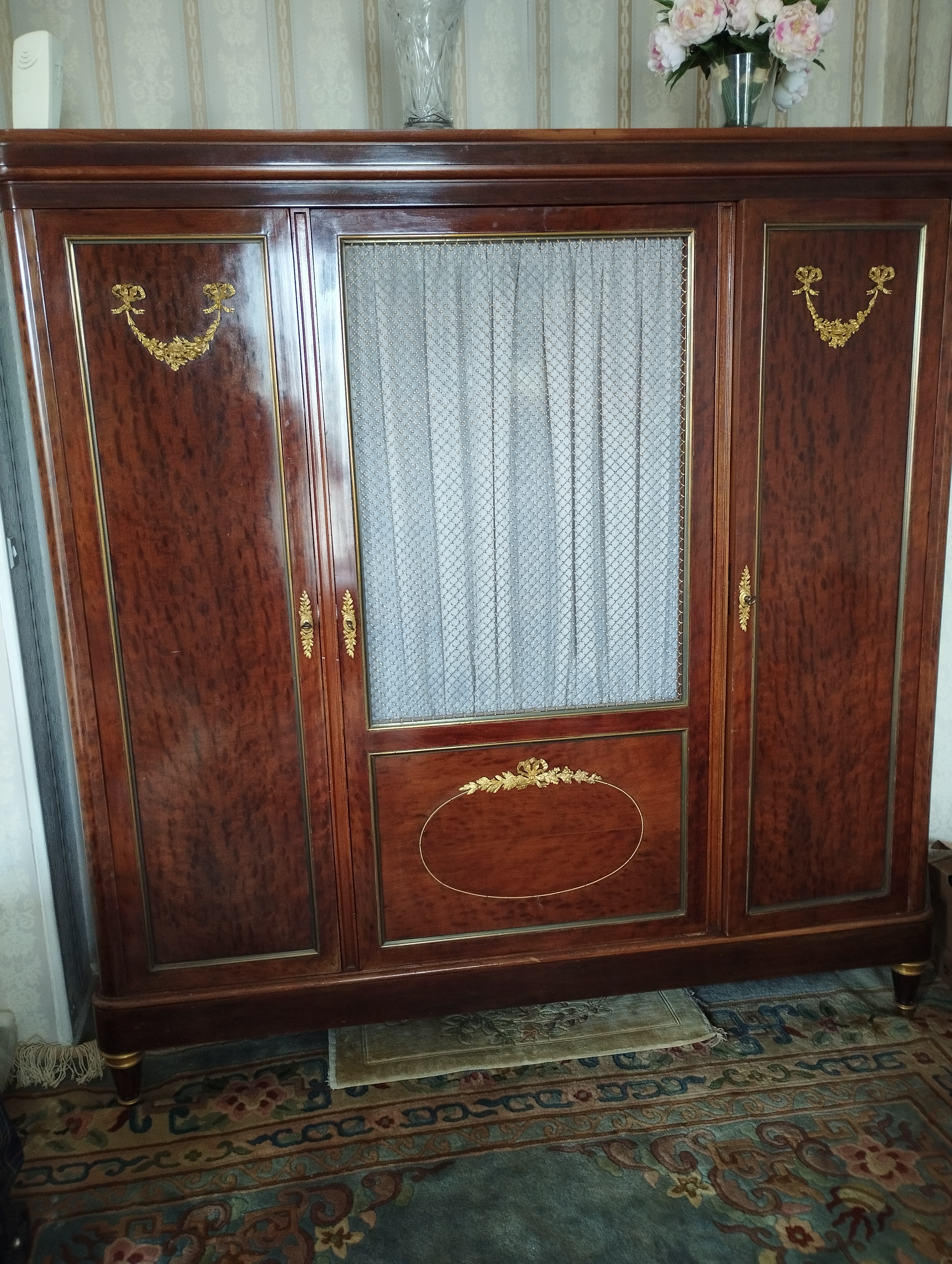 Vaisselier acajou style 1er Empire. 650 Rueil-Malmaison (92)