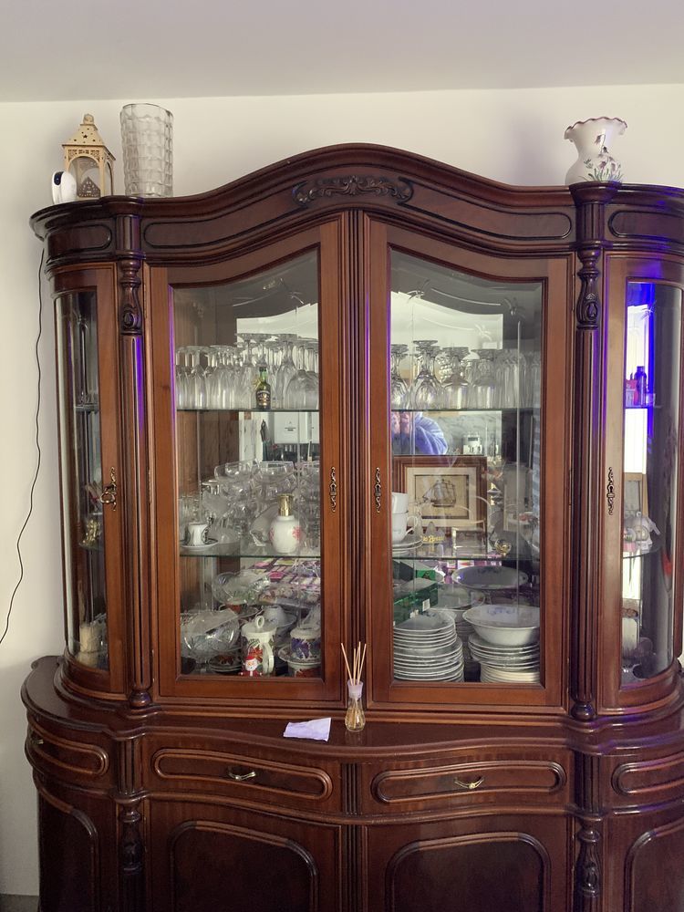 vaisselier en acajou 300 Cuers (83)