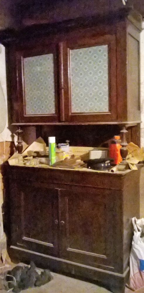 vaisselier ancien ouvrag� 60 Mons (83)