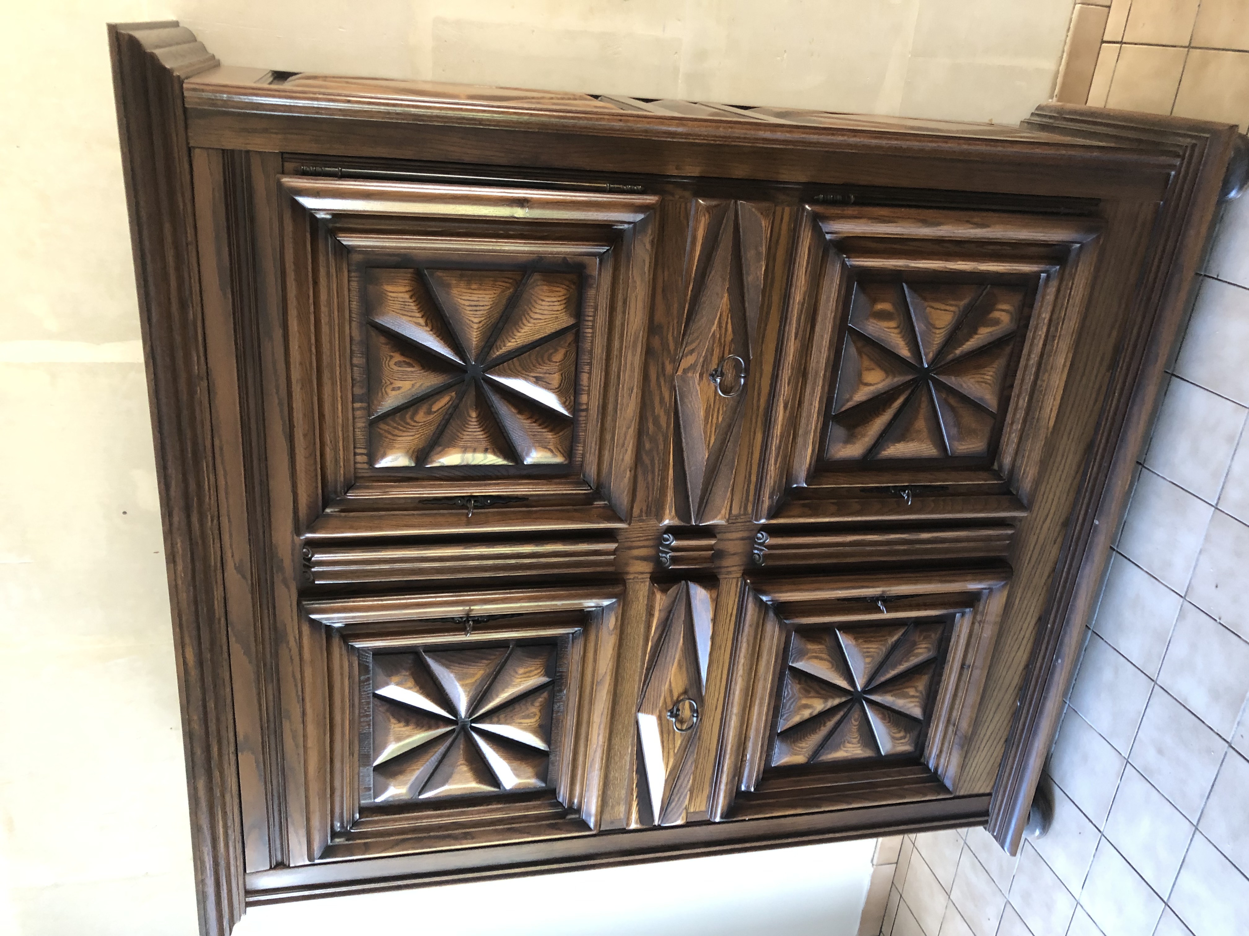 VAISSELIER BAHUT 200 Le Pian-M�doc (33)